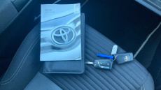 Toyota Yaris 1.5 VVT-i Icon Tech 5dr Petrol Hatchback